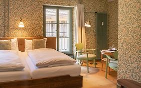 Kultur-Gästehaus Villa Sonnenberg